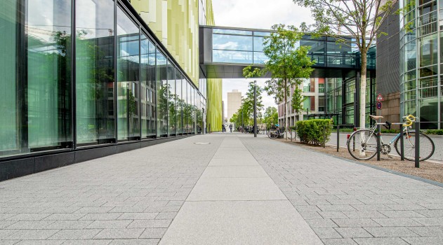 Köln (DE), Unikliniek, La Linia Granietgrijs en Granietdonkergrijs.