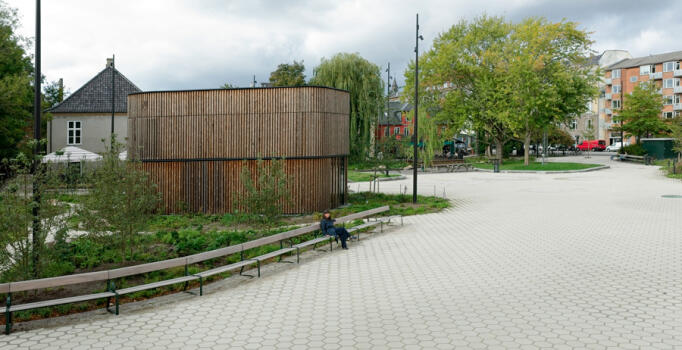 Frederiksberg (DNK), Stadhuis, Asak Flyt Cubus objectkleur 1418. I © by ASAK, Norway 