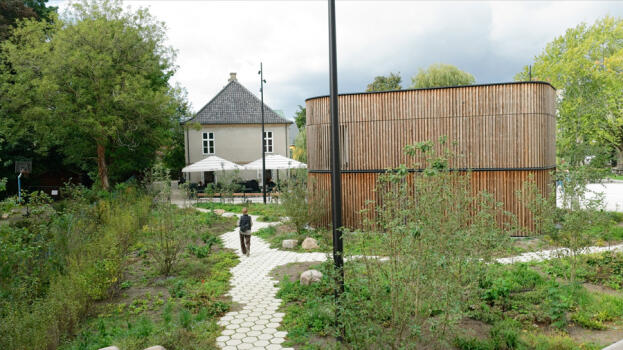 Frederiksberg (DNK), Stadhuis, Asak Flyt Cubus objectkleur 1418. I © by ASAK, Norway 