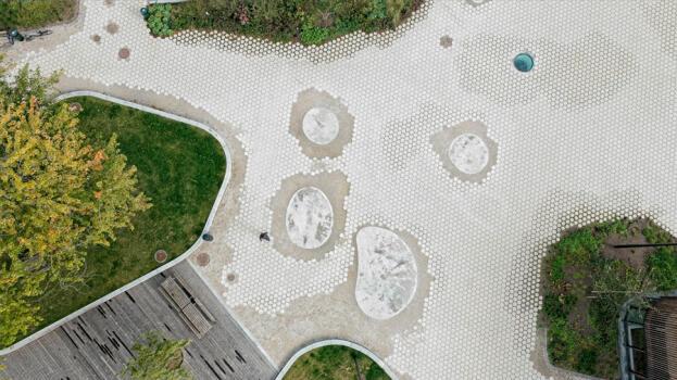 Frederiksberg (DNK), Stadhuis, Asak Flyt Cubus objectkleur 1418. I © by ASAK, Norway 