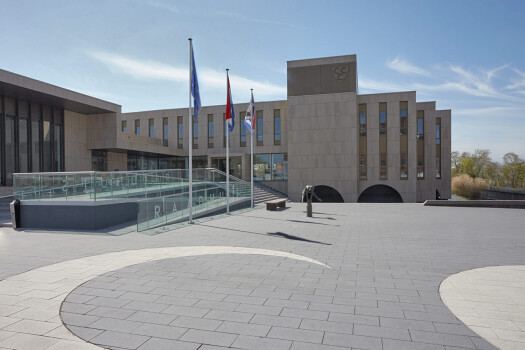 Krimpen aan den IJssel, Stadhuisplein, Boulevard Basaltantraciet en Kwartsgrijs.