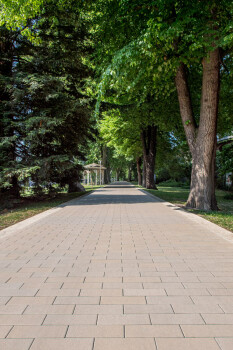 Koblenz (D), Kaiserin-Augusta-Promenade, Corio EcoTerra, Objectcolor 8015.