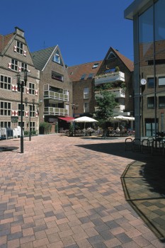 Borken (DE), Vennehof-Center, Il Campo Cotto genuanceerd.