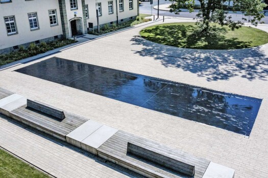 Herford (D), Education campus, La Linia Objectkleur 3426 met waterplain in objektkleur 3083.