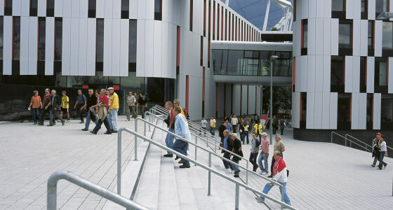 Aqua Prima Carl Benz Center Stuttgart 003