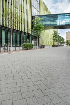 Köln (DE), Unikliniek, La Linia Granietgrijs en Granietdonkergrijs.