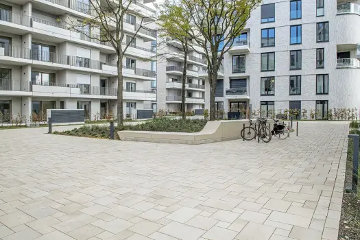 Düsseldorf, Pandion Albertussee, Umbriano Granitbeige.