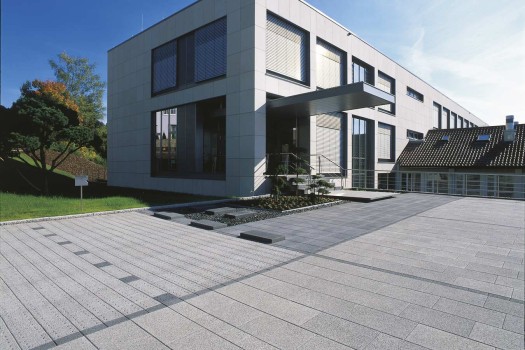 AquaSix Granietlicht in combinatie met La Linia Objectkleur.