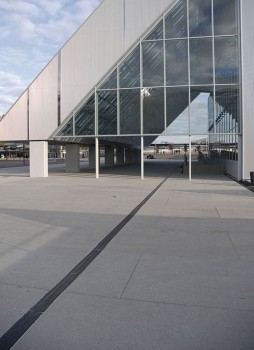 Paris (F), Parc des Expositions, Concept Design, gestraald (300x150x14, 190x150x14, 150x150x14 en 150x40x14 cm). 