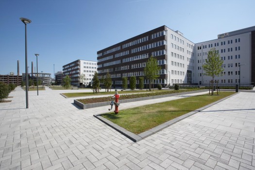Leverkusen (DE), Administratief gebouw, Umbriano Granietgrijs-wit gemarmerd.
